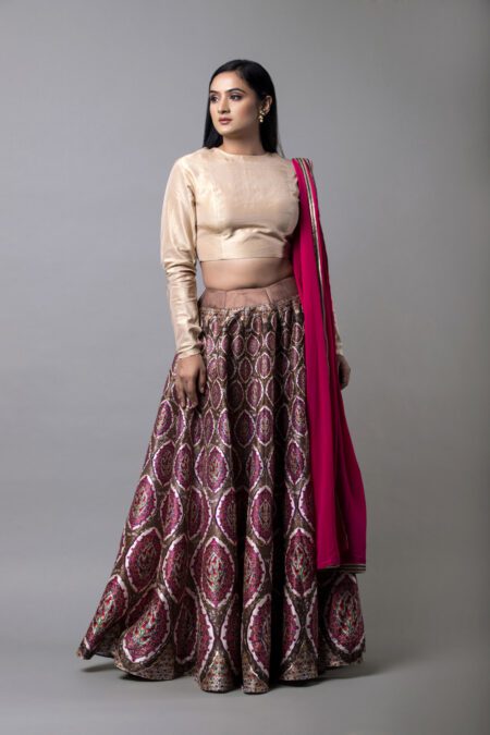 Shop Brown Jamawar Paisley Lehenga Set for Women | Rakhi Special Outfit Ideas