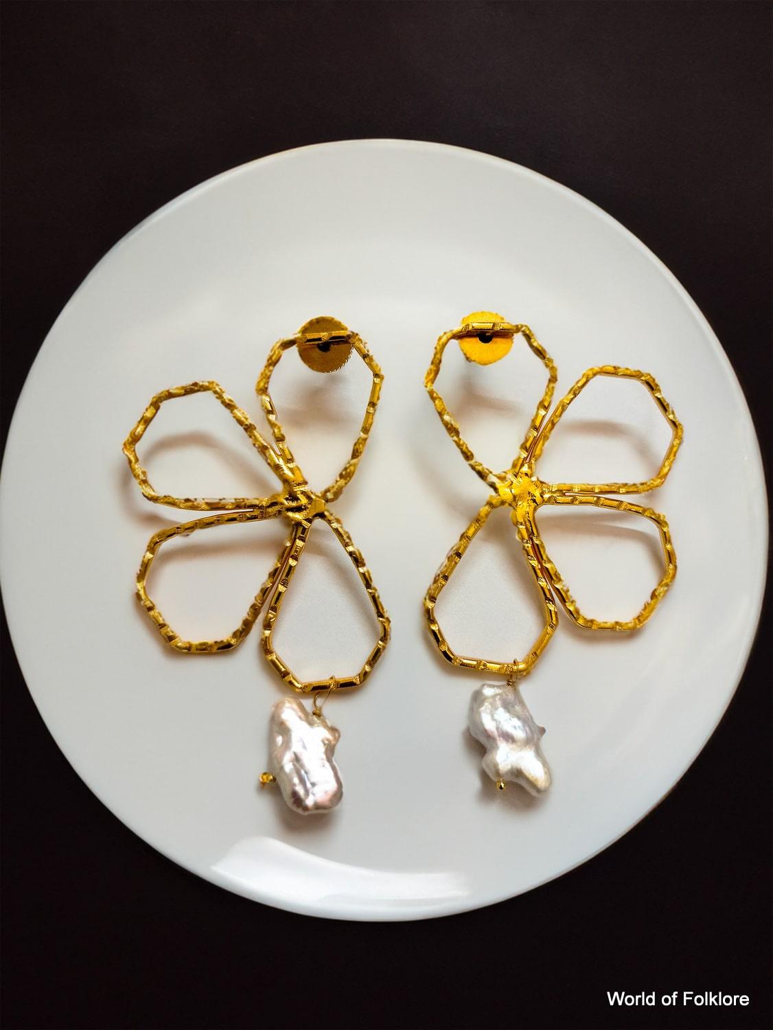 Noemi Earrings - Elegant Gold Drop Earrings