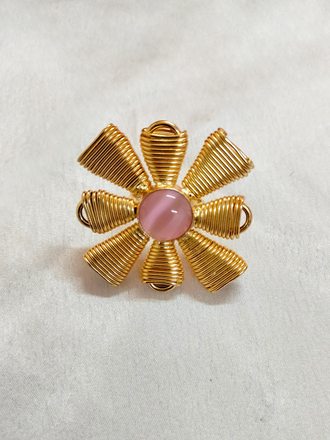 Weiss Gold Wire Flower Ring