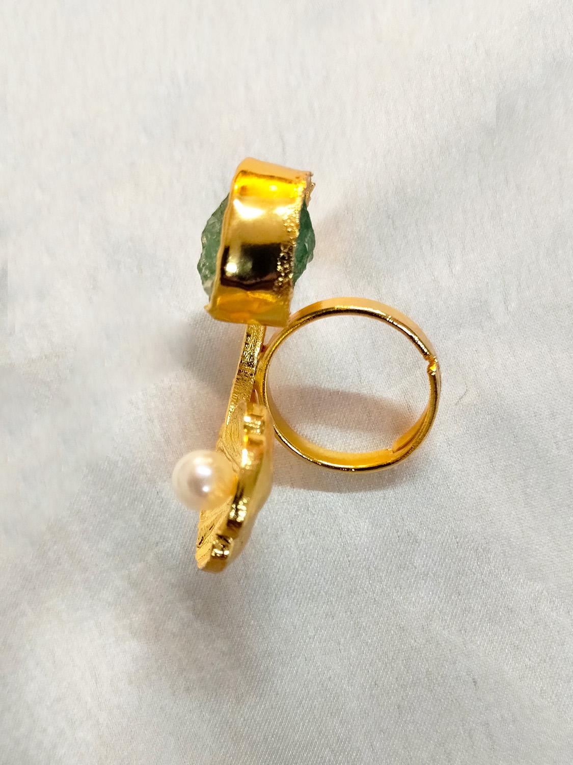 Flower And Pearl Adjustable Finger Ring