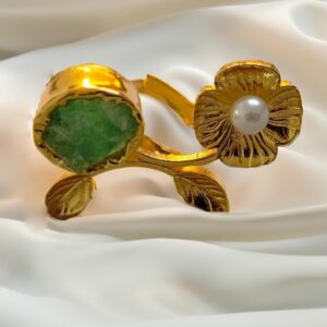 Flower And Pearl Adjustable Finger Ring