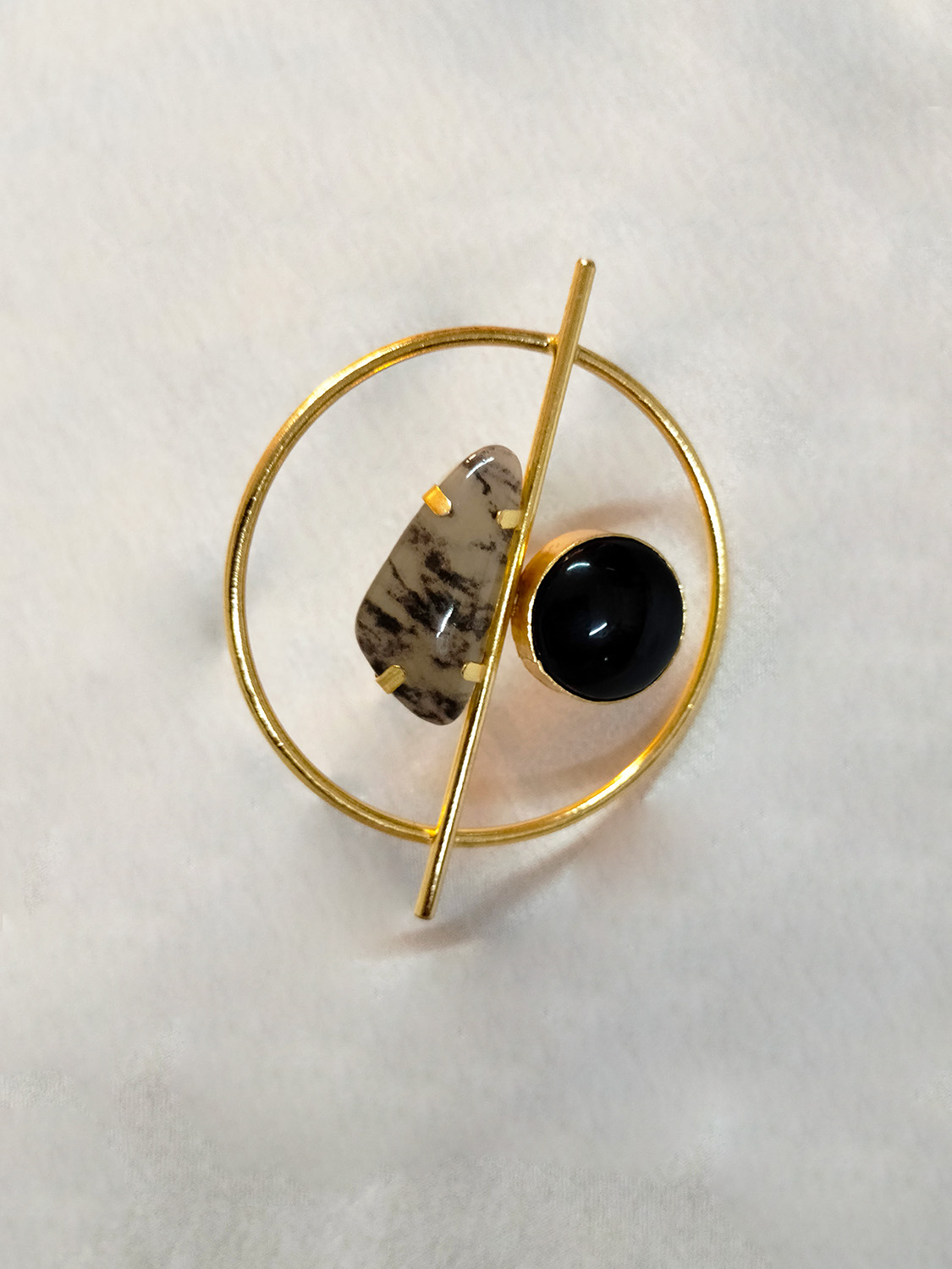 Gold Circle Barrette Black Stone Ring